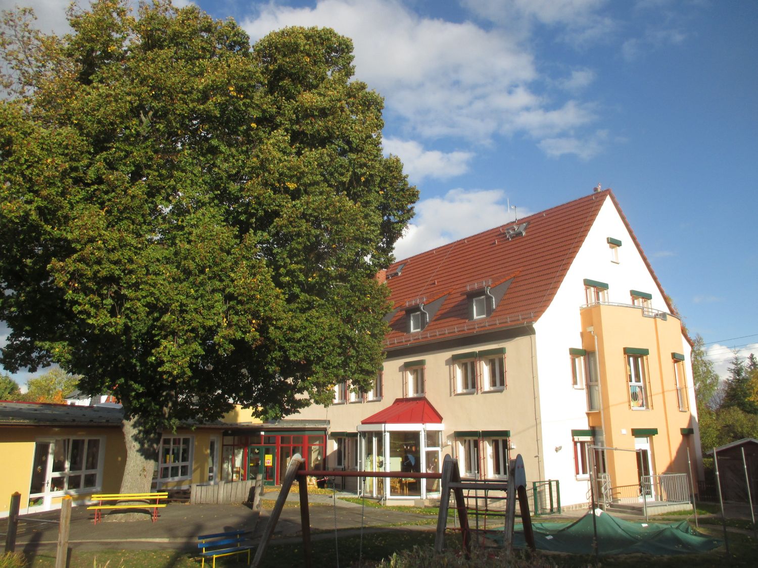 Sonnenschein Haus 2.jpg